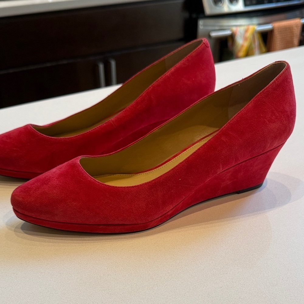 Talbots Lacey Platform Suede Wedge Heels, Red, Size 9.5 - Picture 3 of 8